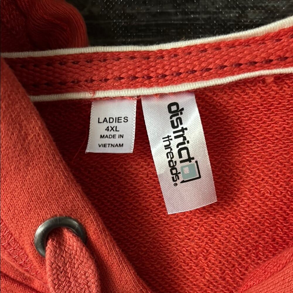 NWT District Threads Coral Hoodie Juniors Plus size 4XL - Picture 3 of 7